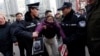 တရုတ် ဒီမိုကရေစီရေးလှုပ်ရှားသူတွေ ဖမ်းဆီးခံရ