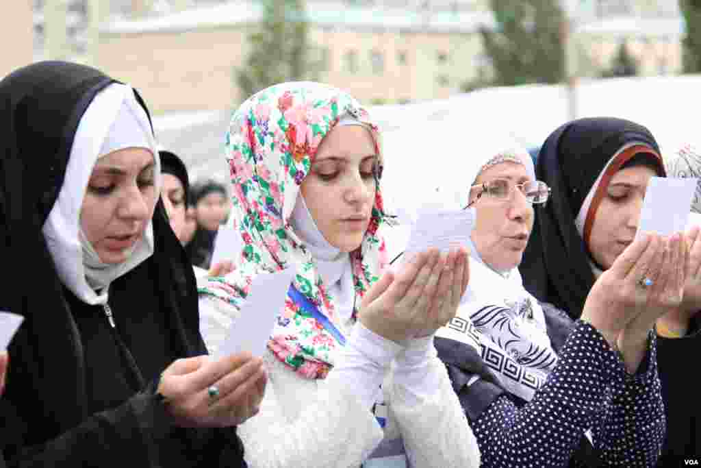 "Xanım Fatimeyi Zəhra" məscidində bayram namazı qılınıb