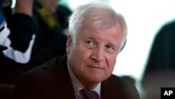 Almanya İçişleri Bakanı Horst Seehofer