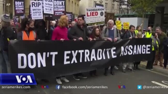 Britani, gjykata nis shqyrtimin e kërkesës për ekstradimin e themeluesit të Wikileaks Britani, gjykata nis shqyrtimin e kërkesës për ekstradimin e themeluesit të Wikileaks