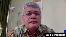 Anthonius Malau, pejabat di Kementerian Komunikasi dan Informatika (VOA)