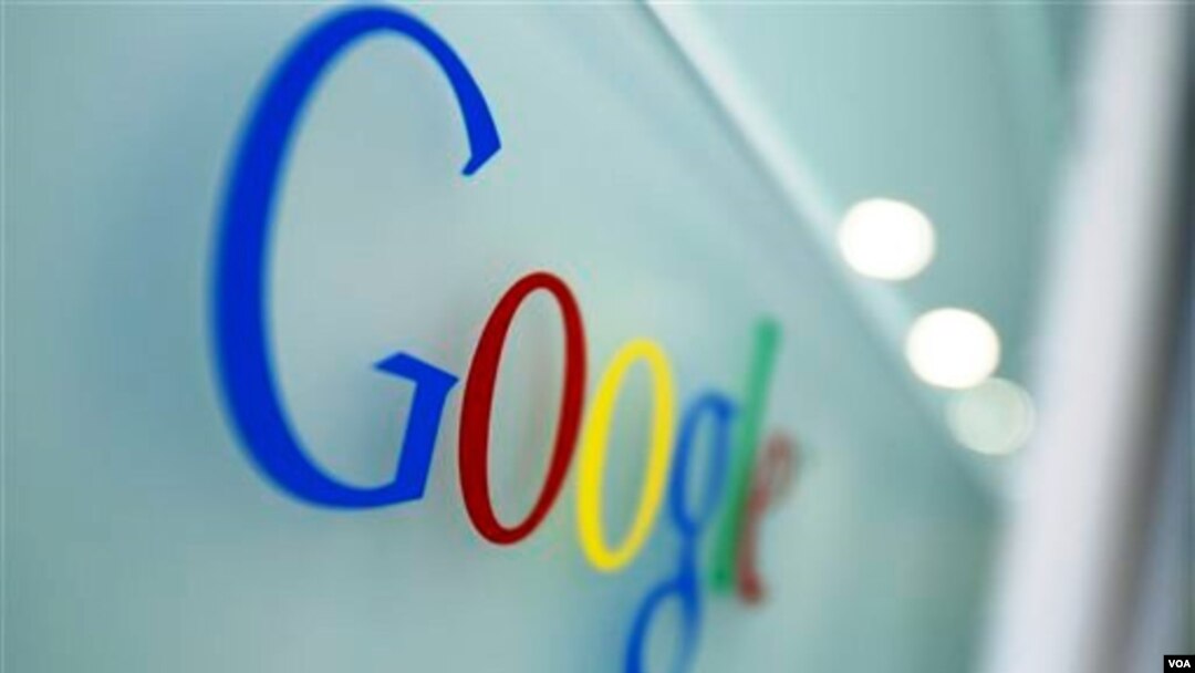 Akibat tekanan dari pemerintah Tiongkok, Google terpaksa menutup operasinya di daratan Tiongkok dan pindah ke Hong Kong tahun lalu.