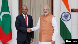 印度總理莫迪在新德里與到訪的馬爾代夫總統薩利赫會晤。（2018年12月17日）