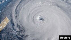 Снимок урагана «Флоренс», сделанный с борта МКС
