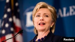 U.S. Senator and former Democratic presidential candidate Hillary Clinton speaks at the National Association of Latino Elected and Appointed Officials (NALEO) 25th annual conference and political convention in Washington, DC, June 26, 2008. REUTERS/