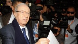 Présidentielle en Tunisie: 26 candidatures validées sur une centaine