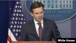 Josh Earnest, msemaji wa White House