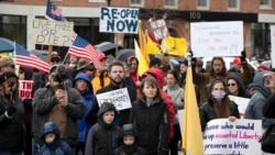 New Hampshire eyaletinin başkenti Concord'daki protestolar