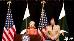 Državna tajnica Clinton i admiral Mullen