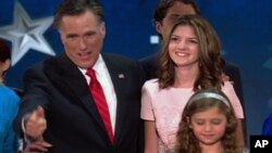 美国共和党总统候选人罗姆尼和他的家人