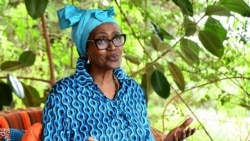 Winnie Byanyima, mke wa kiongozi wa upinzani nchini Uganda Kizza Besigye. Picha na Reuters 