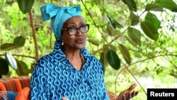 Winnie Byanyima, mke wa kiongozi wa upinzani nchini Uganda Kizza Besigye. Picha na Reuters 