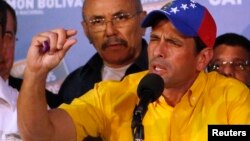 Henrique Capriles aseguró que él no busca resolver la crisis política de Venezuela de forma violenta, sino que en todo momento ha hecho un llamado pacífico.