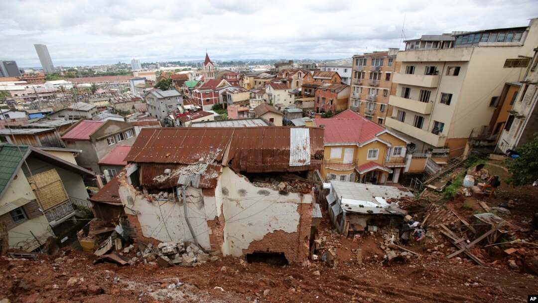 Ivyasambuwe n'igihuhusi Ana i Antananarivo, muri Madagascar, kw'itariki ya 26/01/2022. 