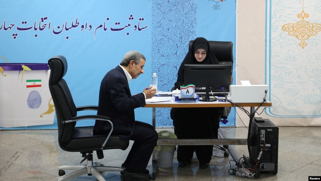 احمدی‌نژاد در انتخابات ریاست جمهوری سال‌های ۱۳۹۶ و ۱۴۰۰ ایران خود را نامزد کرده بود، اما شورای نگهبان هر دو بار صلاحیت او را رد کرد.