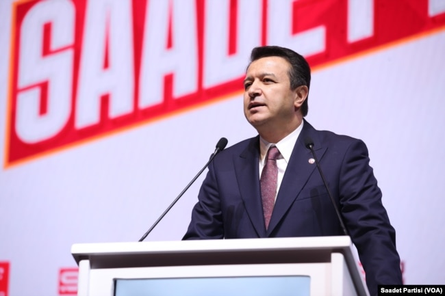 Saadet Partisi'nin yeni genel başkanı Mahmut Arıkan oldu