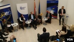 Panel diskusija Centra za evropske politike "Od estonskog do bugarskog predsedavanja Savetu EU: Novi zamajac za politiku proširenja?" u EU info centru, 21. decembra 2017.