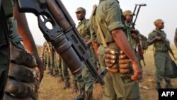 Militaires à l'aéroport de Bangui, en Centrafrique le 31 décembre 2012.