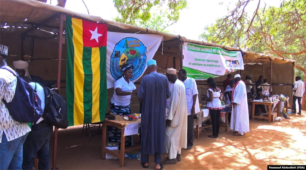 Jama&#39; a da dama suka halarci taron baje kolin irin noma na gargajiya a Yamai babban birnin Jamhuriyar Nijar, ranar Lahadi 8 ga watan Afrilu, 2018.&nbsp;