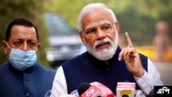 ভারতের সংসদের শীতকালীন অধিবেশনের উদ্বোধনী দিনে অংশ নেন প্রধানমন্ত্রী নরেন্দ্র মোদী। (ছবি- মানিশ সরূপ/এপি) 