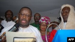 Julius Maada Bio prête serment en tant que nouveau président de la Sierra Leone, Freetown, le 5 avril 2018