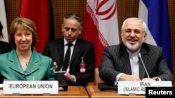 Người phụ trách chính sách đối ngoại của EU Catherine Ashton (Trái) và Ngoại trưởng Iran Mohammad Javad Zarif trong cuộc họp tại Vienna, ngày 18/3/2014.