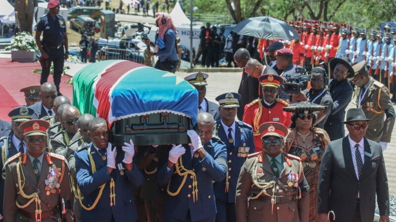 Dernier hommage au premier président namibien