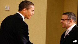 O Πρόεδρος Ομπάμα με τον Πρόεδρο του Ελ Σάλβαντορ, Μαουρίσιο Φούνες