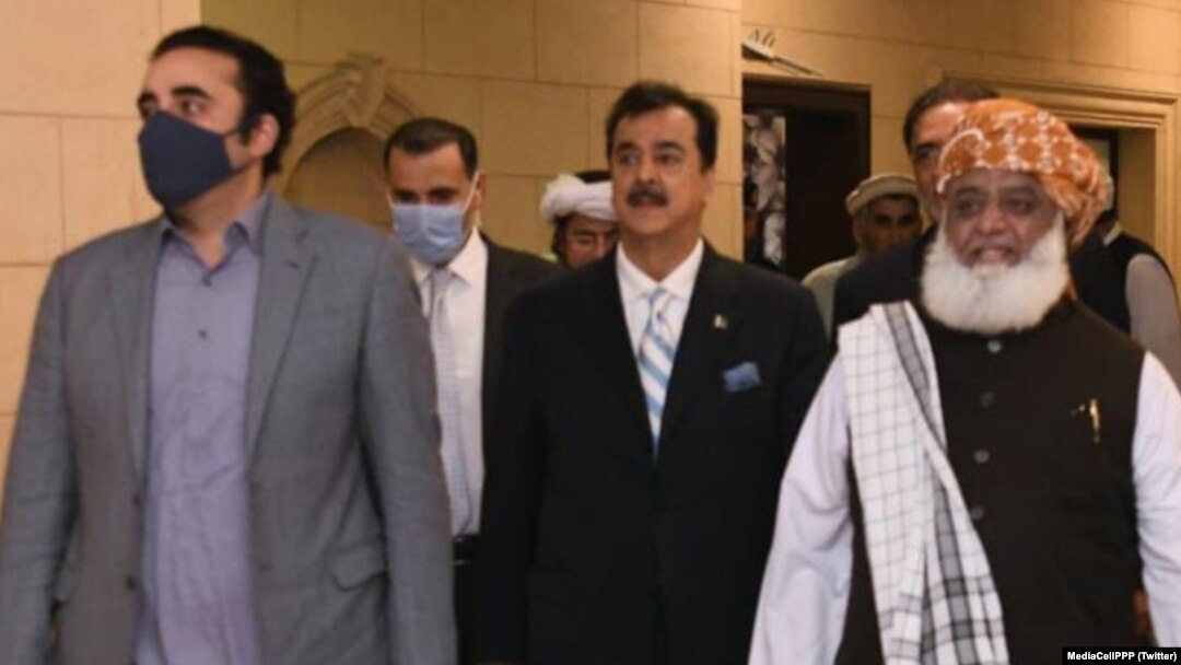 اپوزیشن رہنماؤں کے رابطوں میں حالیہ دنوں میں تیزی آئی ہے۔