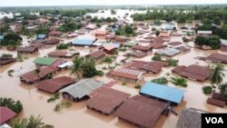 ໄພ​ທຳ​ມະ​ຊາດນໍ​້າ​ຖ້ວມ​ໃນ ສ​ປ​ປ ລາວ.