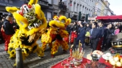 媒体观察：大过年“辱华”，“吃饱了撑的”？