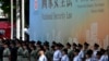 ہانگ کانگ کے باسیوں کے حقوق پر چین کے حملے جاری