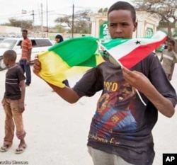 Kilmiye party supporter shows his colors