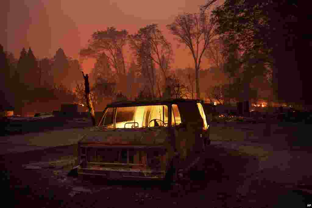 APTOPIX California Wildfires