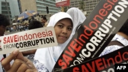 Học sinh trung học Indonesia chống tham nhũng ở Jakarta