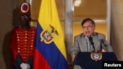 ARCHIVO - El presidente de Colombia, Gustavo Petro, habla el día de la presentación de la reforma laboral que su gobierno quiere llevar a cabo, en Bogotá, Colombia, el 16 de marzo de 2023. REUTERS/Luisa Gonzalez/File Photo