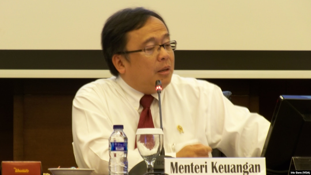 Menteri Keuangan, Bambang Brodjonegoro berharap Banggar DPR RI menyetujui RAPBNP 2015 yang diajukan pemerintah (Foto: VOA/Iris Gera).