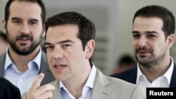 Firayim Ministan Girka Alexis Tsipras a tsakiya