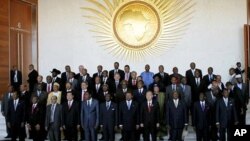 African leaders pose for a group photograph with U.N. Secretary-General Ban Ki-moon during the 18th African Union (AU) summit in Ethiopia's capital Addis Ababa, January 29, 2012.