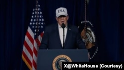 د امریکا د متحدو ایالتونو د ولسمشر، ډونالډ ټرمپ پر ایران د پوځي برید په اړه د وینا پر مهال