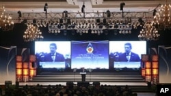 Indonesian President Susilo Bambang Yudhoyono delivers his speech during the opening ceremony of the 18th ASEAN Summit in Jakarta, May 7, 2011