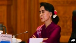 Nhà lãnh đạo đối lập sẽ gặp Tổng Thống Myanmar Thein Sein và Tổng Tư Lệnh Quân đội Myanmar trong ngày hôm nay.