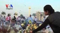 Mourners From All Over Cambodia Pay Respects to Former King