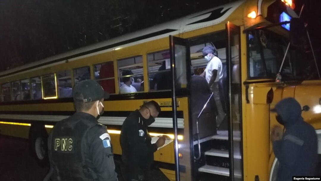 El albergue Ramiro de León Carpio recibe a migrantes guatemaltecos deportados desde EE. UU.