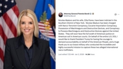 美国司法部部长邦迪星期六(1月3日)在社交媒体平台X上发贴说，委内瑞拉总统尼古拉斯·马杜罗及妻子西莉亚·弗洛雷斯在纽约被起诉后将面临刑事指控并将在美国接受检控。