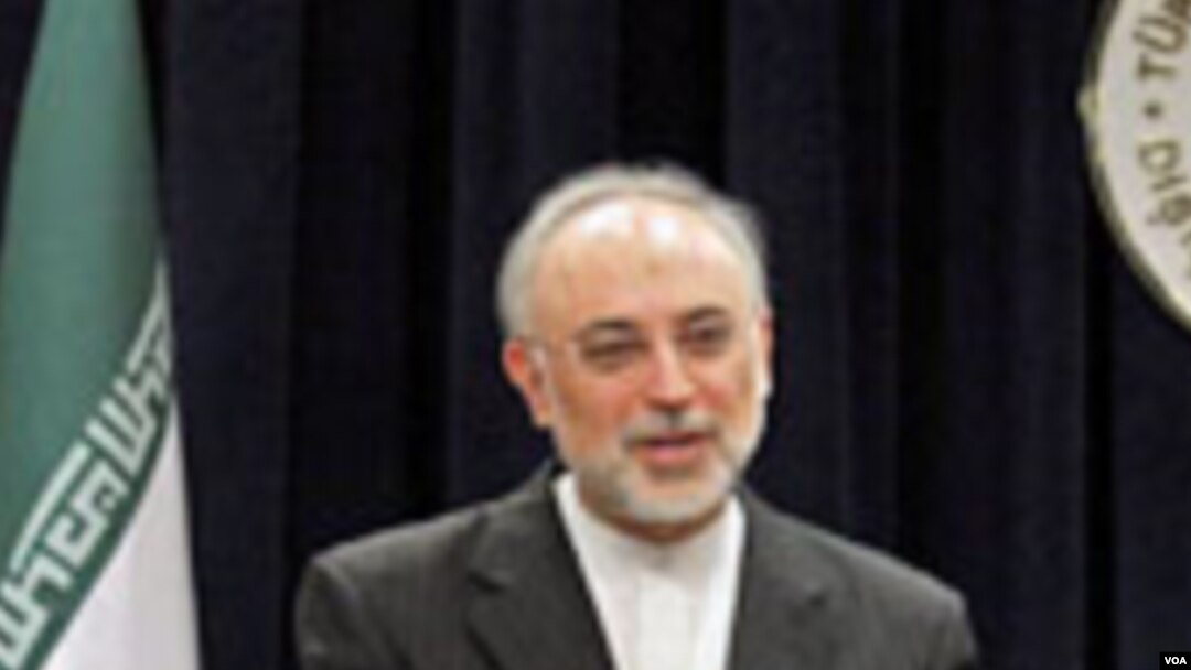 Menlu Iran Ali Akbar Salehi mengunjungi Turki untuk membicarakan krisis Suriah dengan Menlu Turki, Ahmet Davutoglu (Foto: dok).