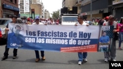 En Caracas una marcha oficialista protestó la reunión que se realizaba en la sede de la OEA en Washington y que no terminó en mucho.