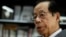 资料照片：日本前首相福田康夫在他位于东京的办公室接受路透社采访。(2015年1月19日)