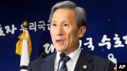 김관진 한국 국방부 장관. (자료사진)