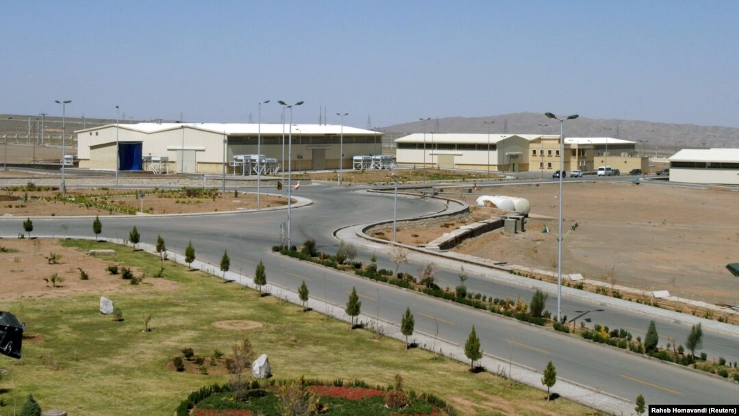 Fasilitas pengayaan uranium, Natanz, sekitar 250 km arah selatan dari Ibu Kota Iran, Teheran, 30 Maret 2005. (Foto: Raheb Homavandi/Reuters)